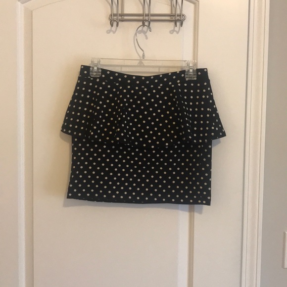 Size Large black/blue and white polka dot Skirt - Picture 1 of 2